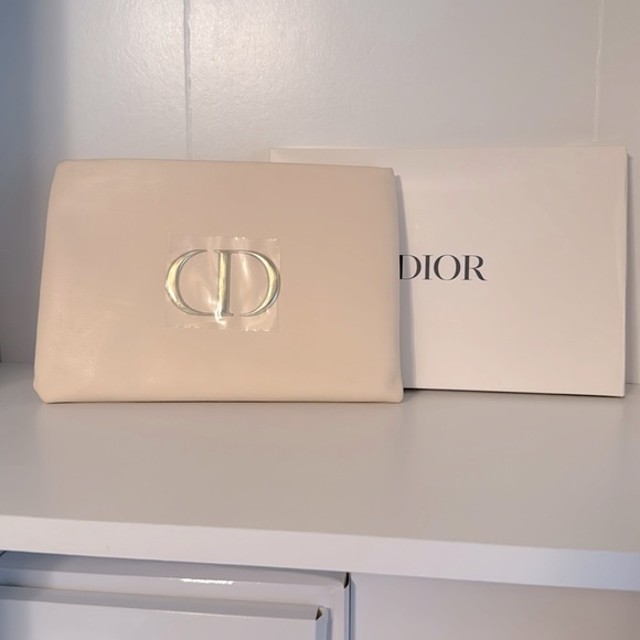 Dior Cream Cosmetic Bag with Iconic CD Logo - Picture 1 of 5